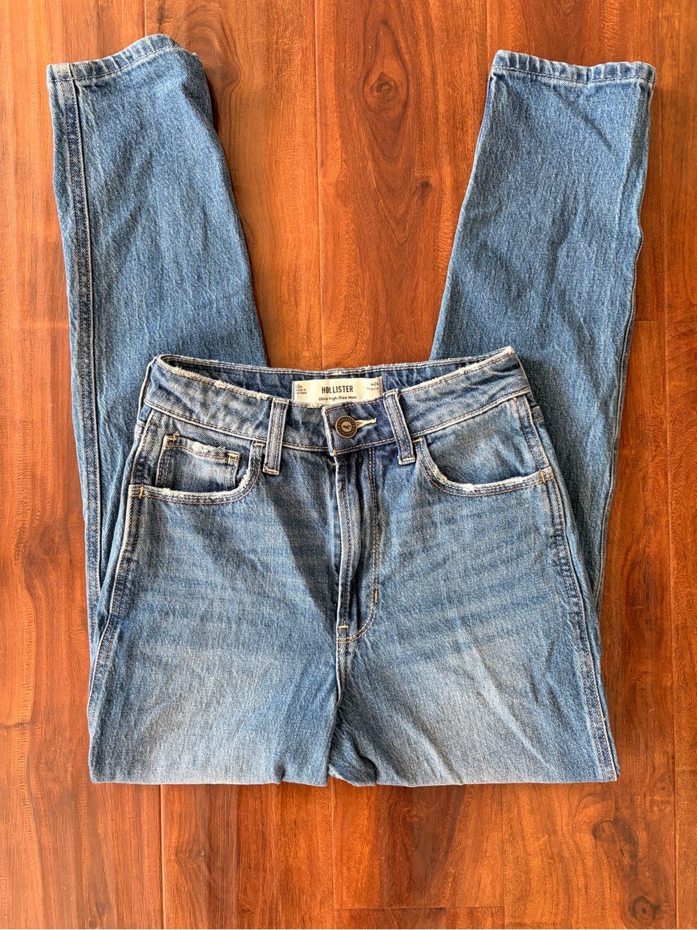 Hollister Light Blue High-Rise Straight Jeans